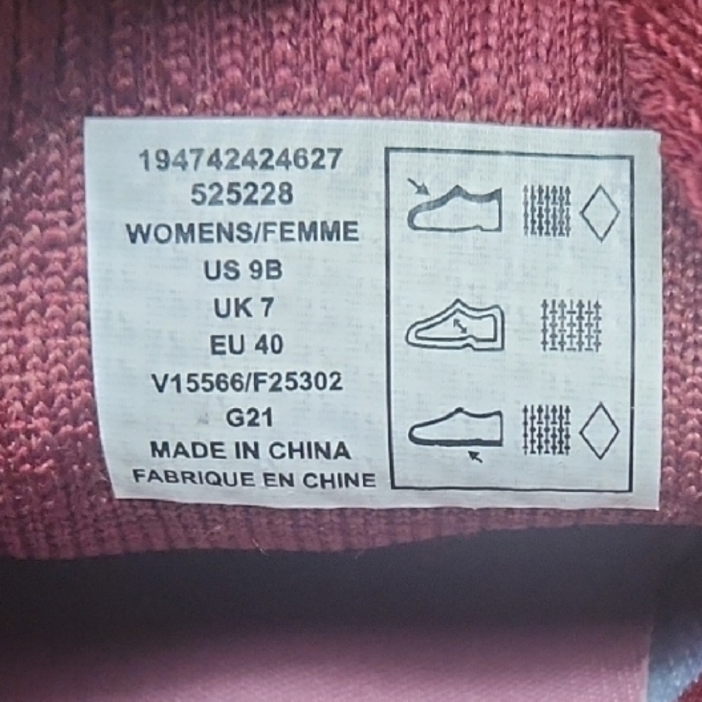Lands' End Women's Sneakers in Burgundy and Gray - Like new, barely worn - Picture 3 of 9